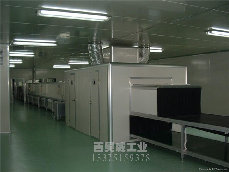 平面UV噴漆生產(chǎn)線(xiàn)